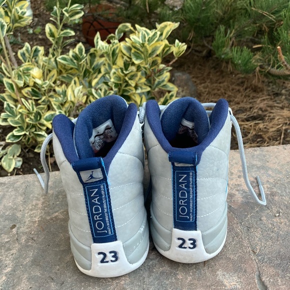 Jordan 12 retros grey university blue - Picture 3 of 4